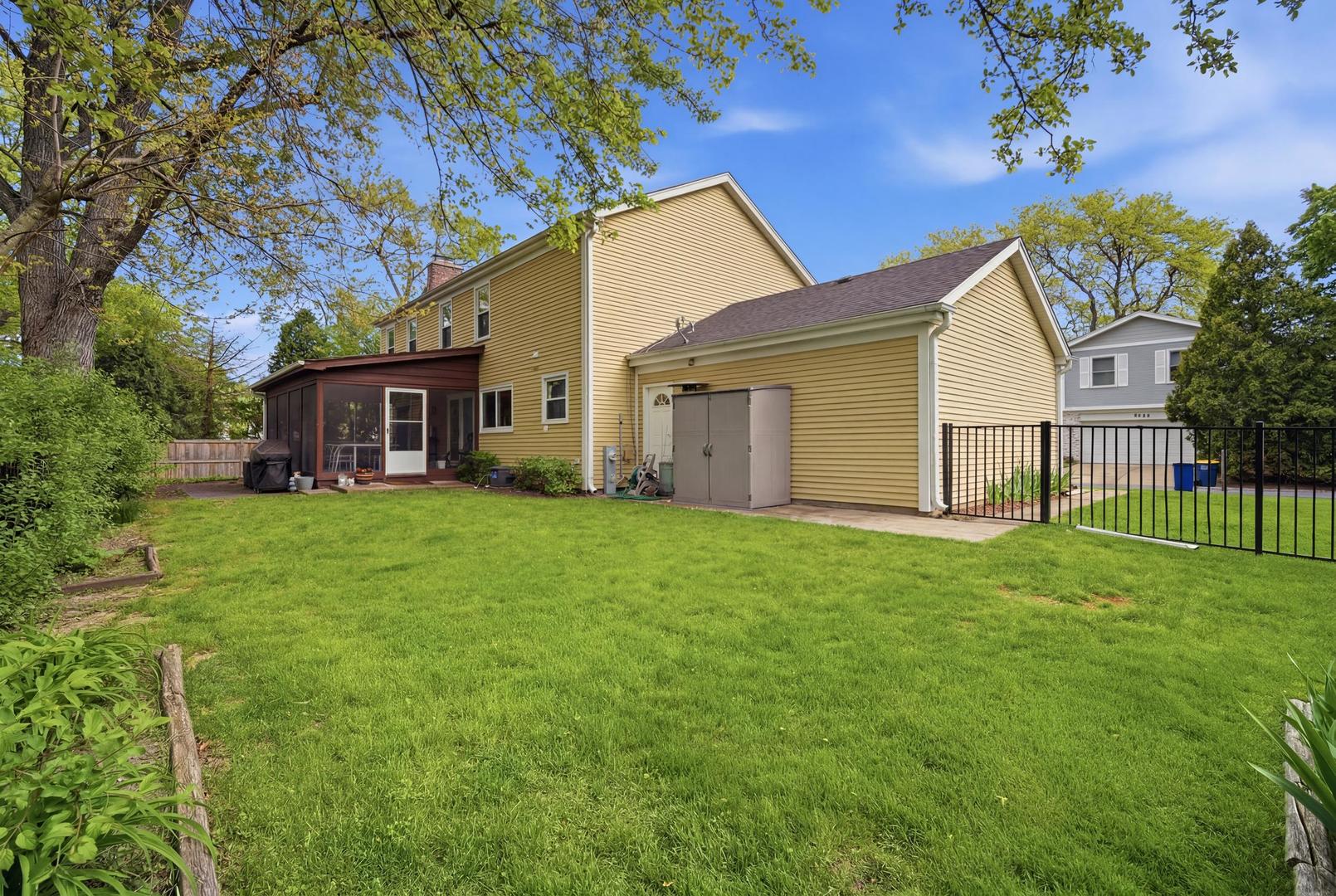 2831 Farmington Road Northbrook, IL 60062 - Photo 29 of 33 a view of a house with a backyard