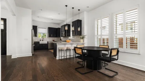 $975,000 | 2501 Moreno Street, Austin, TX 78723