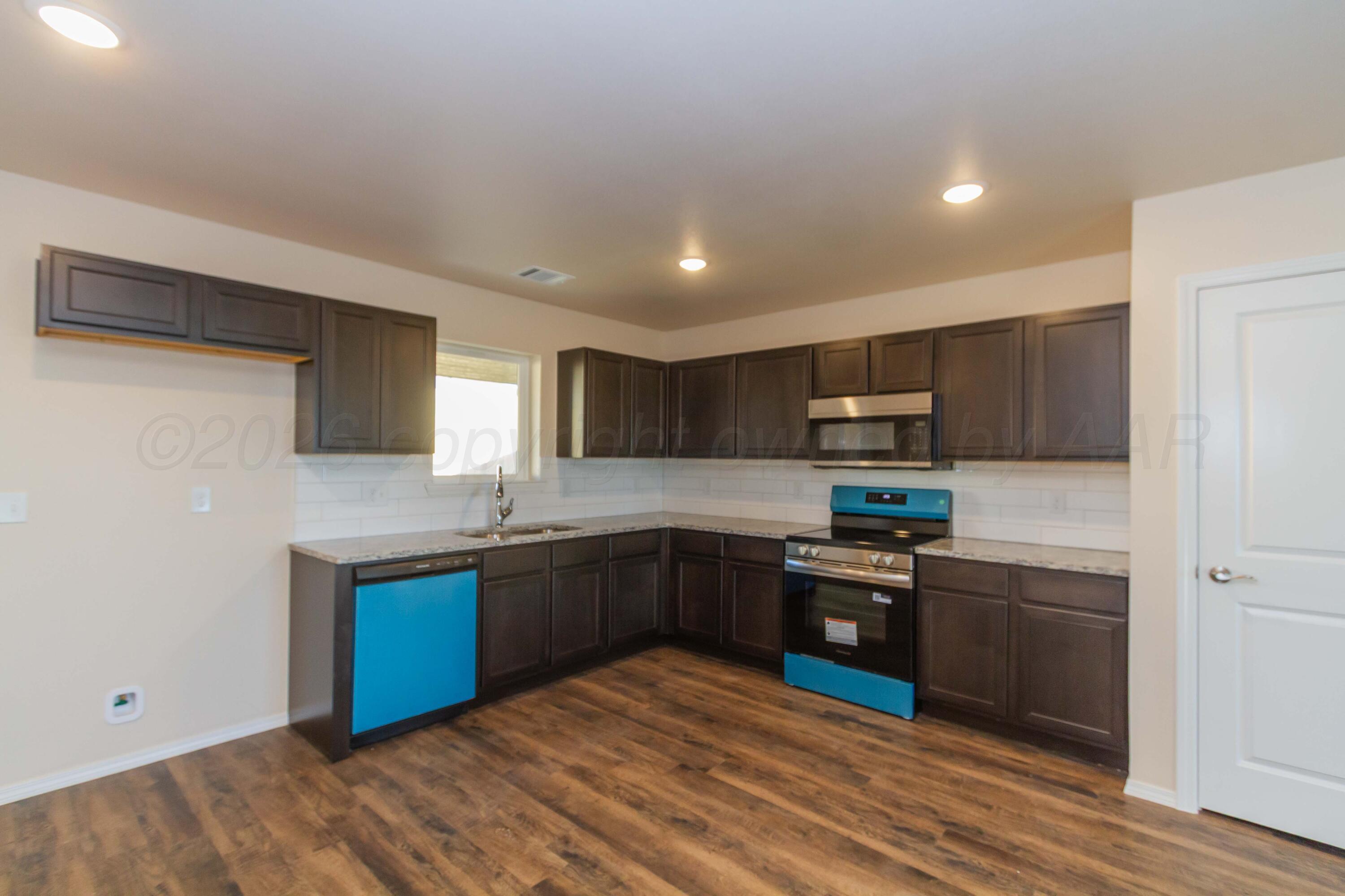 4303 Sunset Street Amarillo, TX 79118 - Photo 7 of 27 STOCK PHOKITCHEN