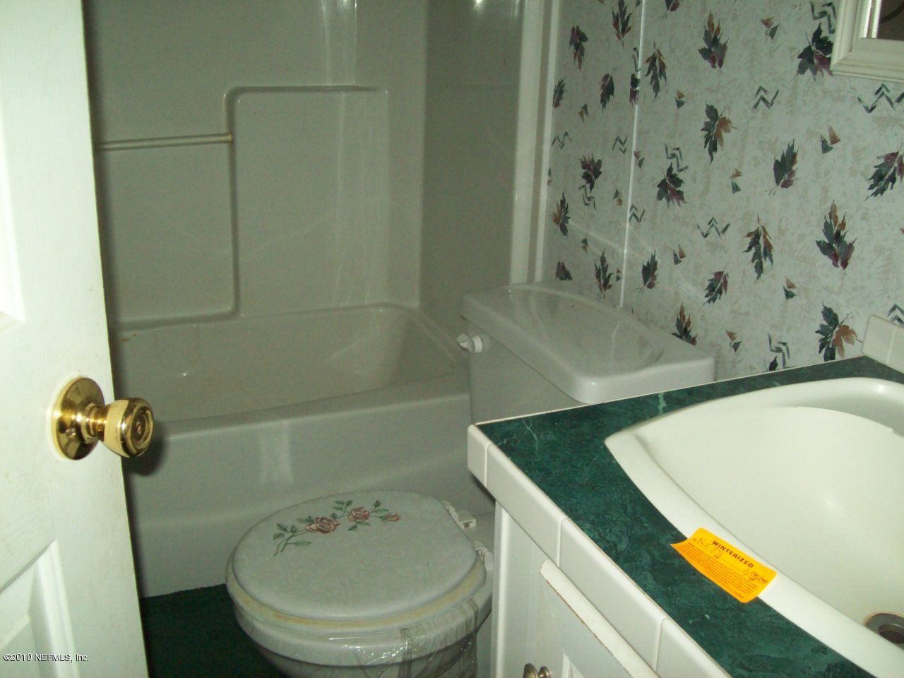 2675 Stratton Road Jacksonville, FL 32221 - Photo 8 of 9 BATHROOM