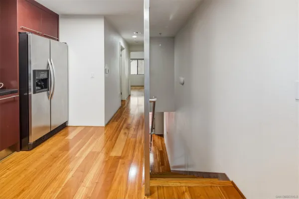 $2,995 | 1943 India Street, Unit 204, San Diego, CA 92101