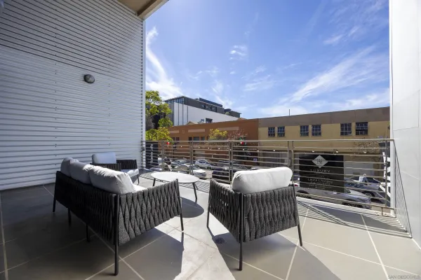 $2,995 | 1943 India Street, Unit 204, San Diego, CA 92101