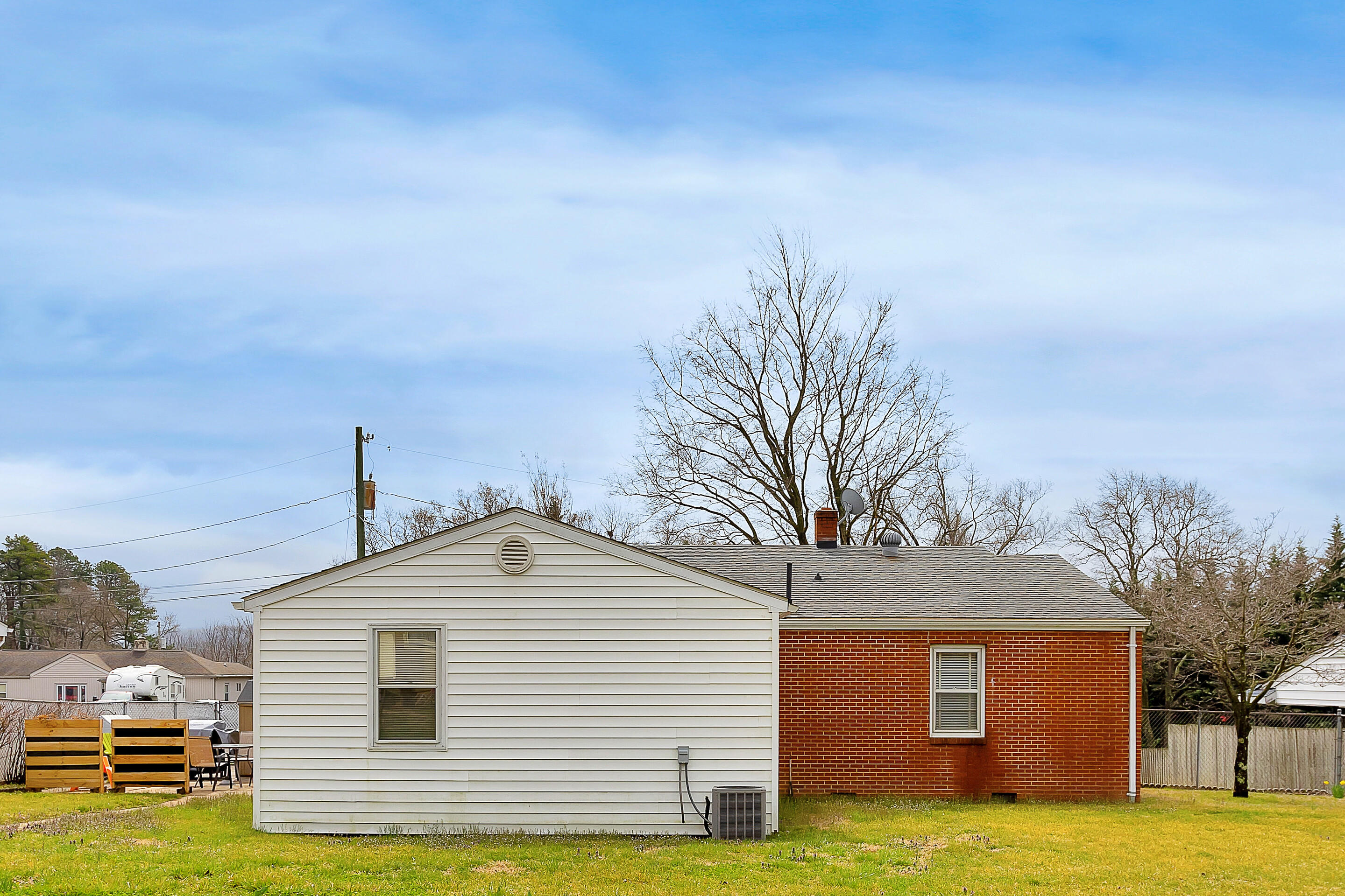 2040 Burma Road Salem, VA 24153 - Photo 28 of 31 Home view