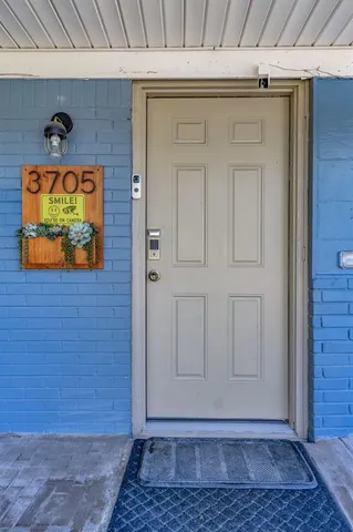 a view of front door