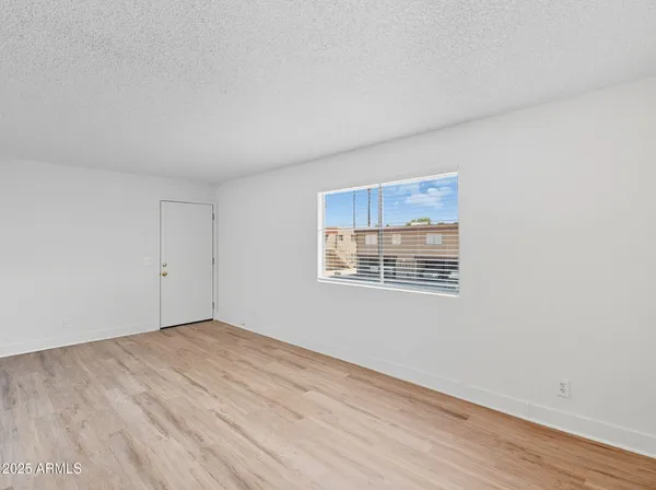 $1,250 | 4740 East Moreland Street, Phoenix, AZ 85008