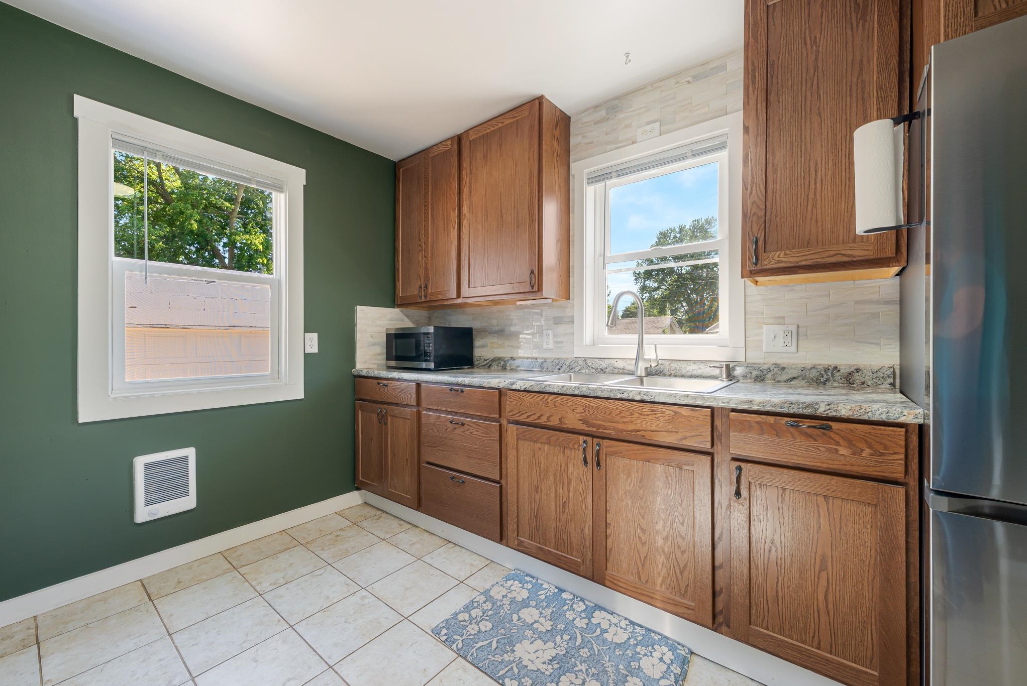 723 West Grant Street Appleton, WI 54914 - Photo 6 of 37