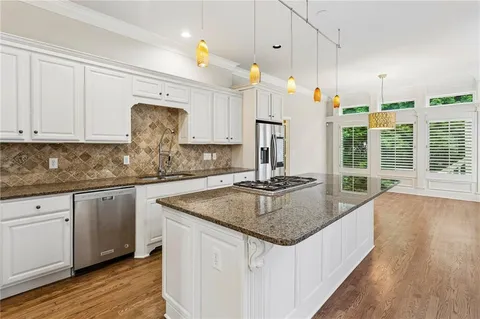 $1,050,000 | 1961 Lois Pointe Southeast, Smyrna, GA 30080