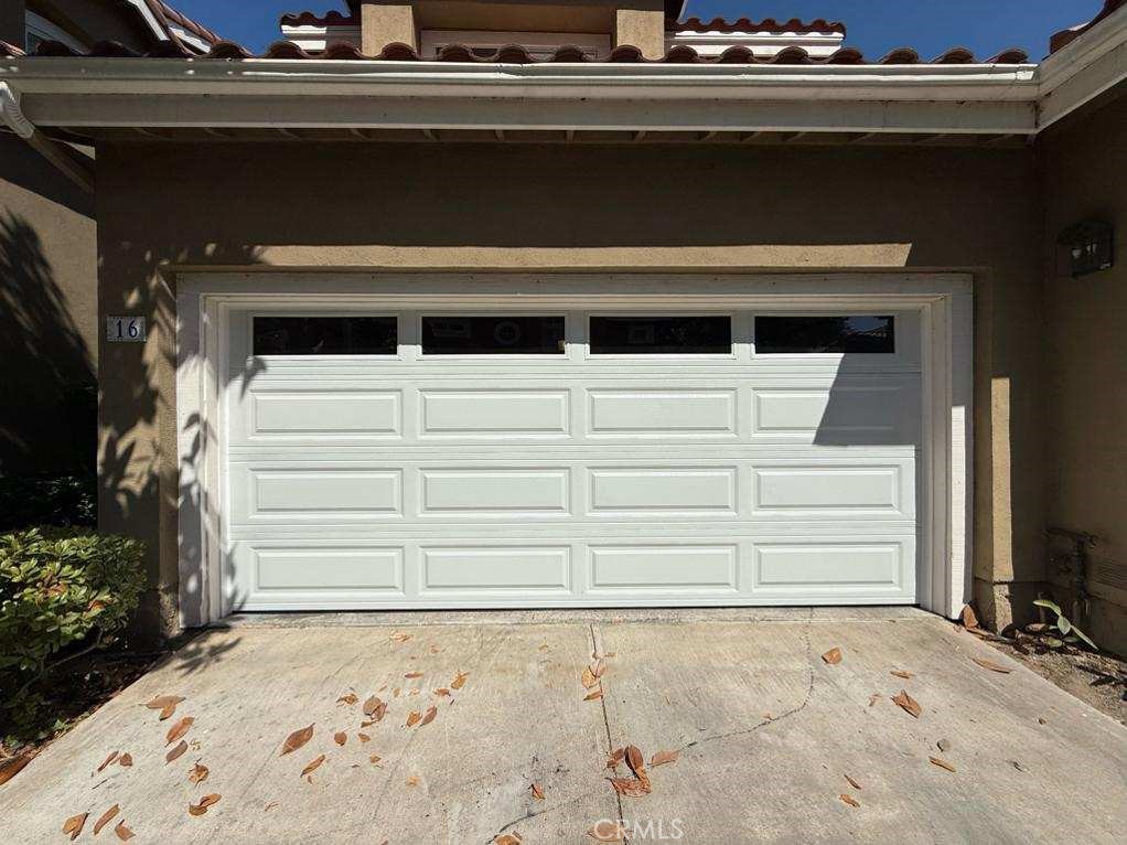 16 Matisse Circle, Unit CI87 Aliso Viejo, CA 92656 - Photo 30 of 32 New garage door
