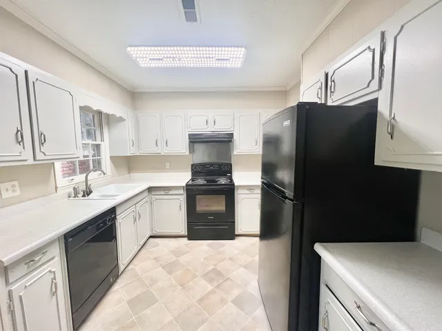 $1,100 | 300 Springdale Drive, LaGrange, GA 30240