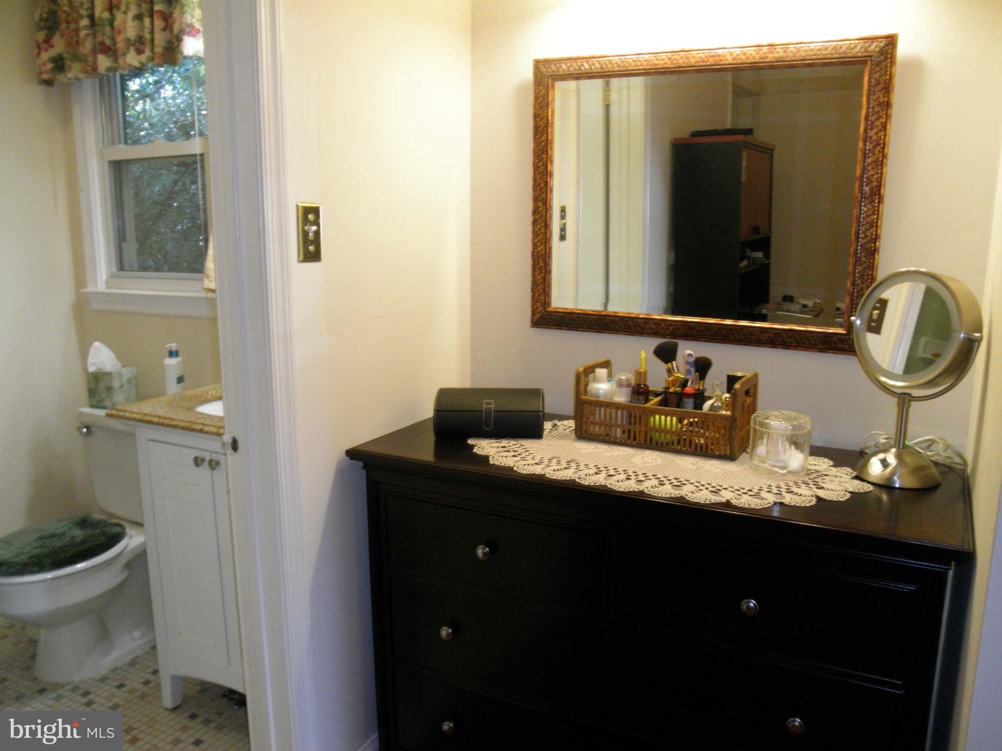 4510 Twinbrook Road Fairfax, VA 22032 - Photo 22 of 30 Bath (Master)