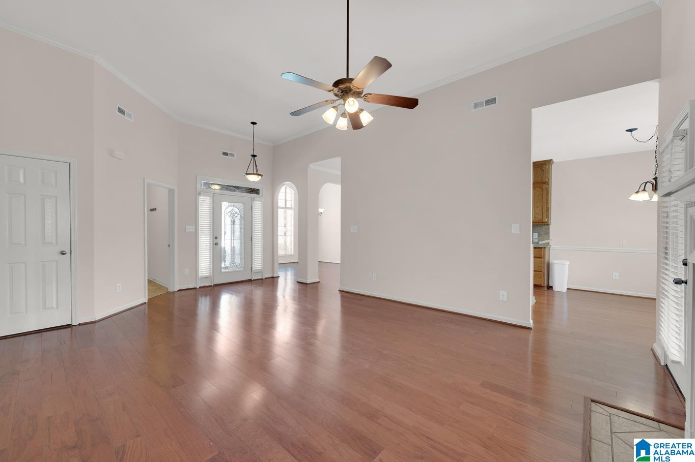236 Queens Gate Alabaster, AL 35114 - Photo 6 of 32