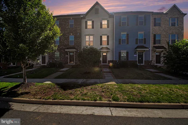 $3,144 | 18143 Red Mulberry Road, Dumfries, VA 22026