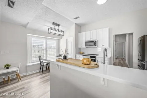 $375,000 | 909 Thoroughbred Drive, Orange Park, FL 32065