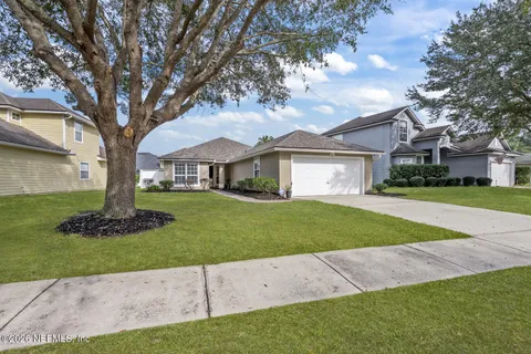 $375,000 | 909 Thoroughbred Drive, Orange Park, FL 32065