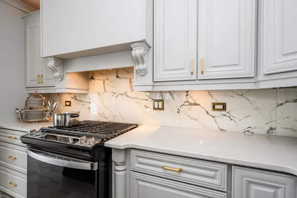 $1,200,000 | 200 Lake Street, Unit 3B, St. Joseph, MI 49085