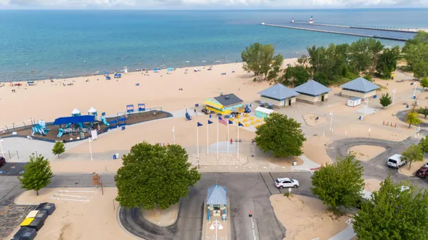 $1,200,000 | 200 Lake Street, Unit 3B, St. Joseph, MI 49085