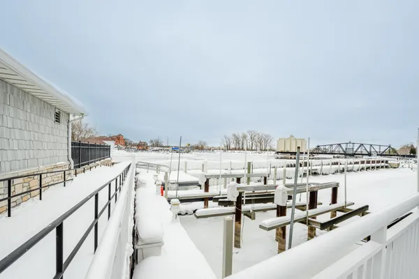 $1,200,000 | 200 Lake Street, Unit 3B, St. Joseph, MI 49085