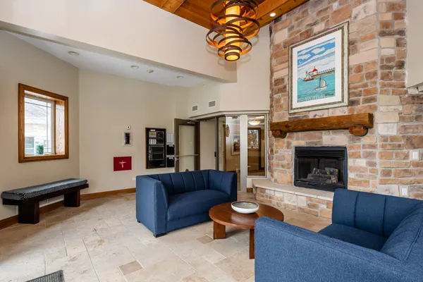 $1,200,000 | 200 Lake Street, Unit 3B, St. Joseph, MI 49085