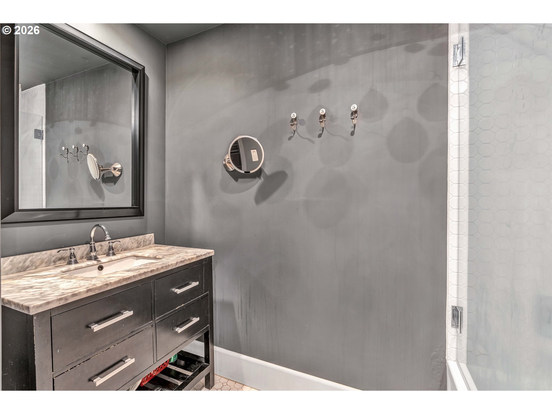2712 Southwest Patton Road Portland, OR 97201 - Photo 22 of 36 Gallery Image 22