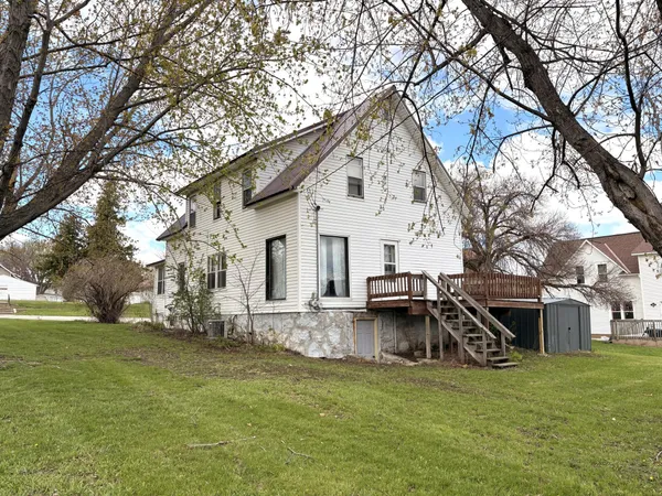 $120,000 | 301 North 3rd Street, Milan, MN 56262