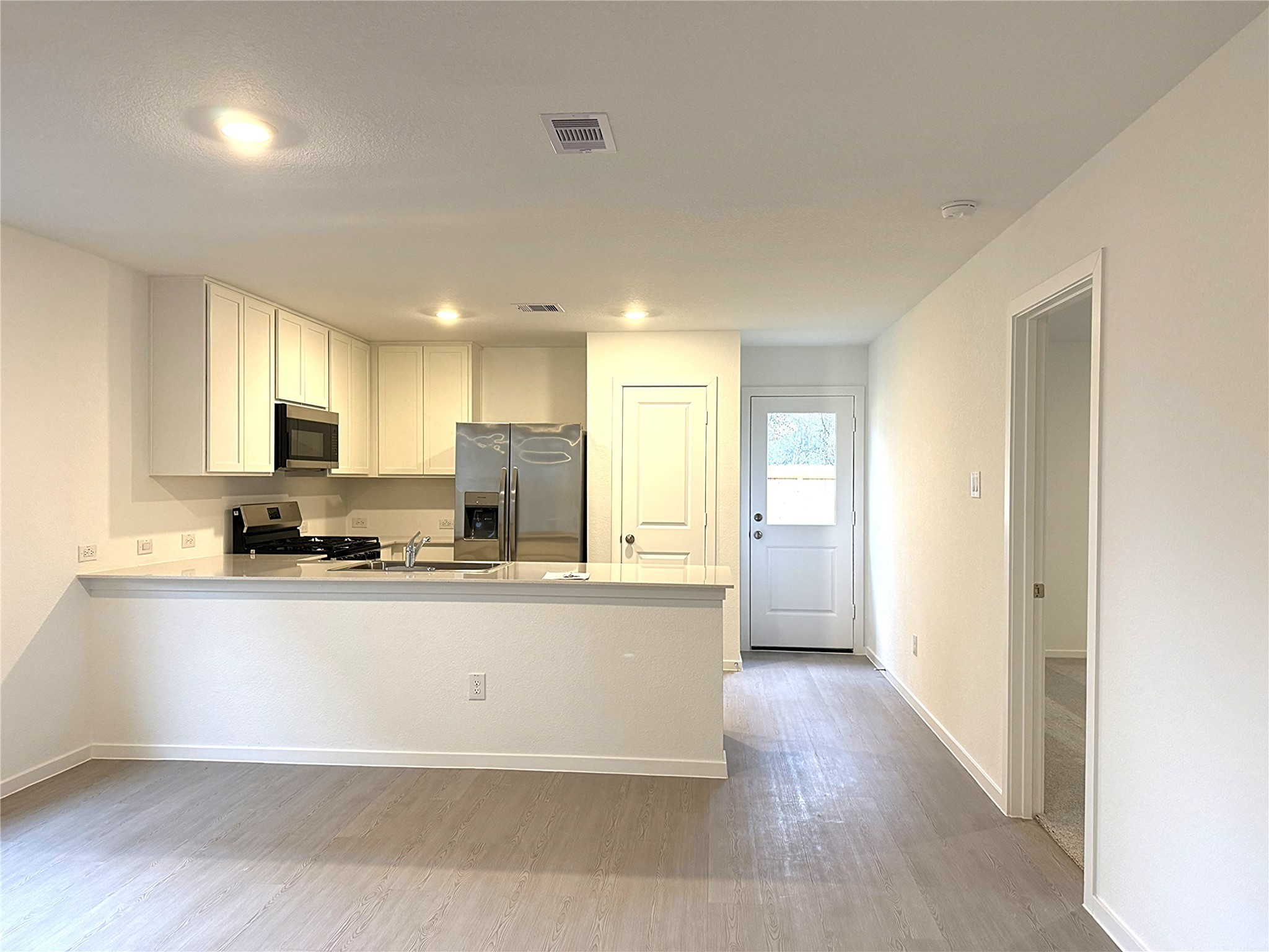 1511 Sunset Ridge Drive Conroe, TX 77306 - Photo 6 of 11