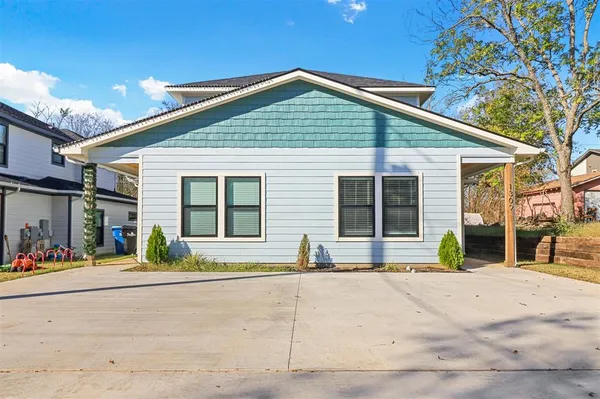 $1,400 | 1309 South 5th Avenue, Unit 1309, Denison, TX 75021