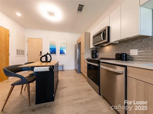 $1,346 | 1824 North Brevard Street, Unit 1D, Charlotte, NC 28206