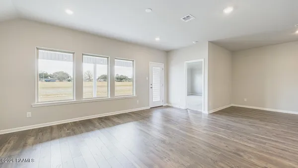 $256,500 | 340 White Pine Drive, Lafayette, LA 70501