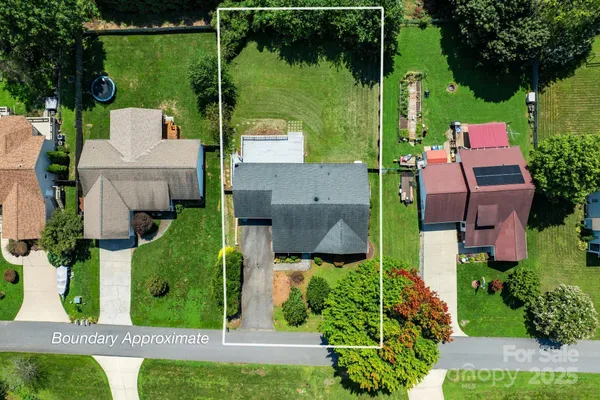 $455,000 | 27 Eden Glen Road, Black Mountain, NC 28711