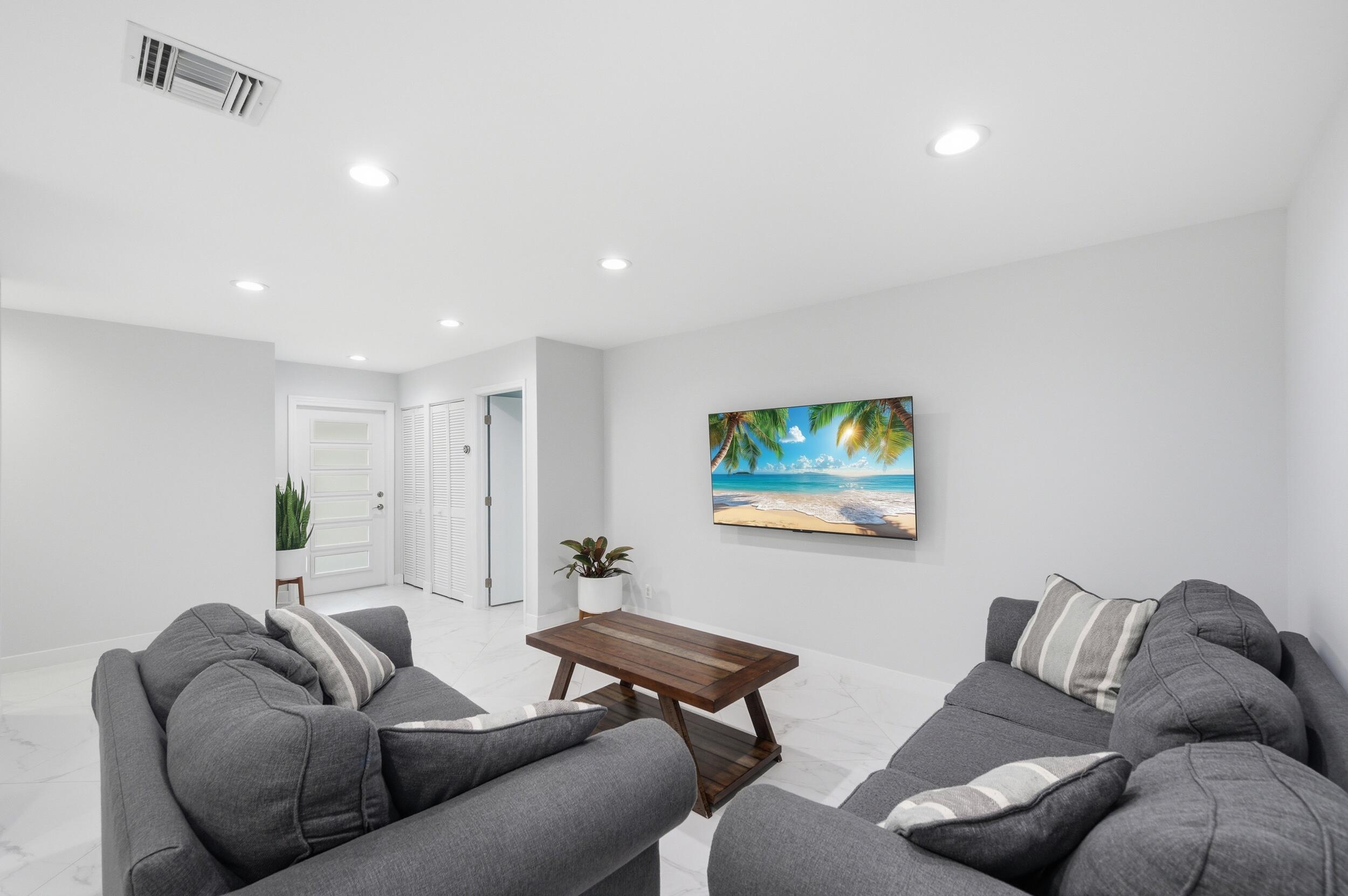 10234 Sleepy Brook Way Watergate, FL 33428 - Photo 8 of 31 7__d4s6601