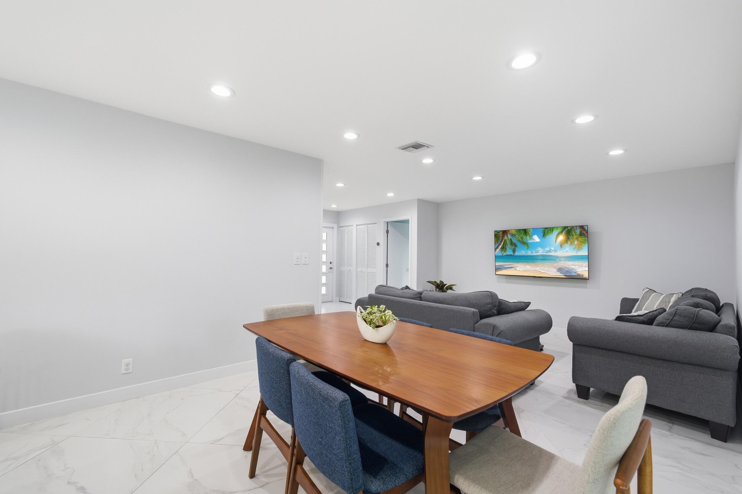 10234 Sleepy Brook Way Watergate, FL 33428 - Photo 10 of 31 9__d4s6616