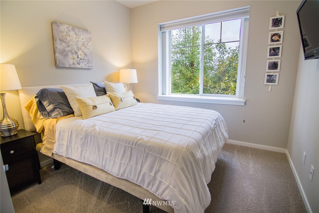 427 161st Place Southeast Bothell, WA 98012 - Photo 14 of 25 Gallery Image 14