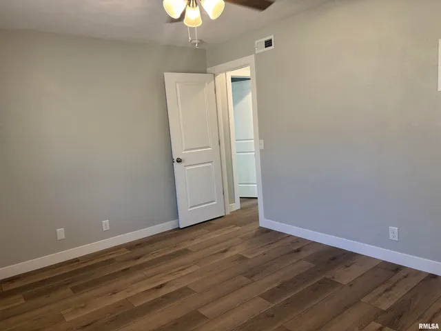 $1,199 | 1646 West 42nd Street, Unit 12, Davenport, IA 52806