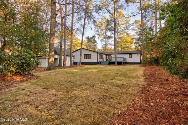 $3,200 | 420 South Ashe Street, Southern Pines, NC 28387