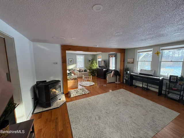 $399,000 | 20 Moscow Road, West Stockbridge, MA 01266