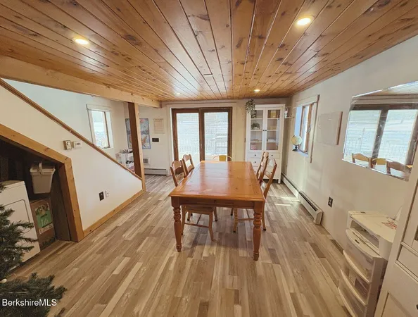 $384,000 | 20 Moscow Road, West Stockbridge, MA 01266