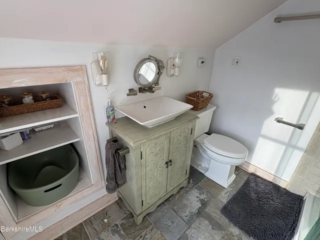 $384,000 | 20 Moscow Road, West Stockbridge, MA 01266