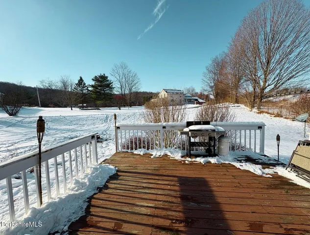 $384,000 | 20 Moscow Road, West Stockbridge, MA 01266