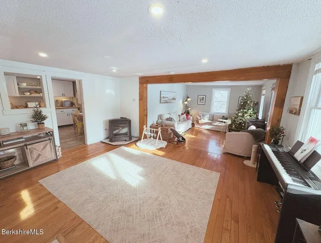 $384,000 | 20 Moscow Road, West Stockbridge, MA 01266