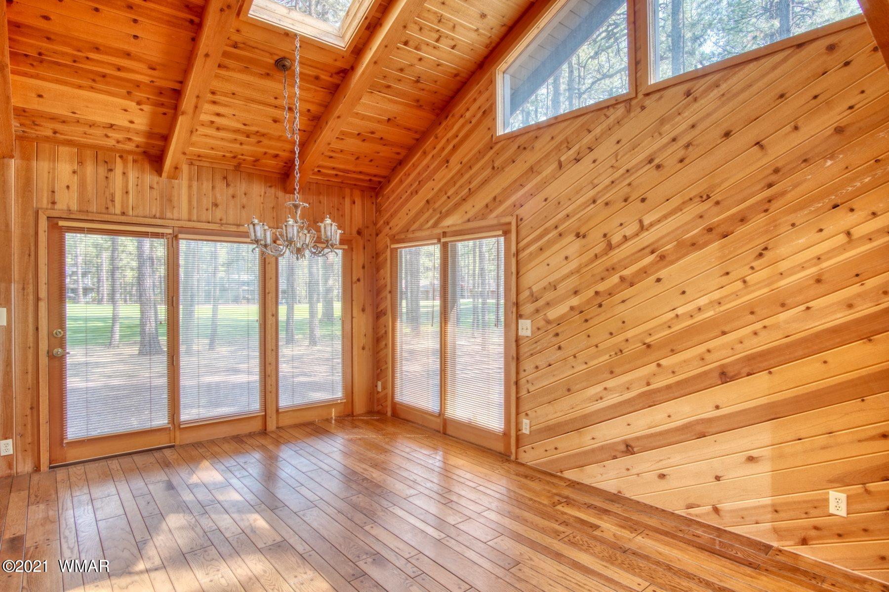 7593 Geronimo Road Pinetop, AZ 85935 - Photo 11 of 20 Gallery Image 11