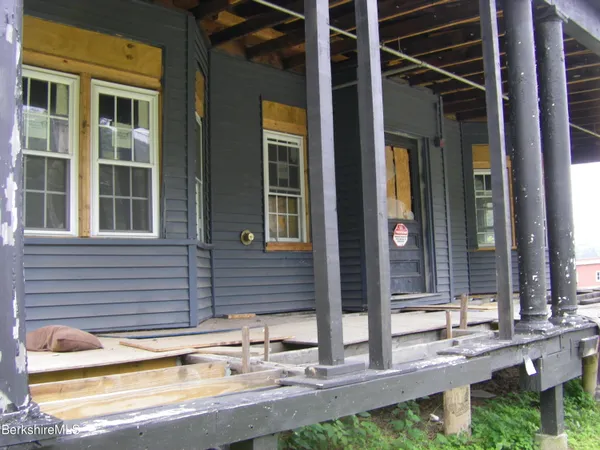 $125,000 | 306 Union Street, North Adams, MA 01247