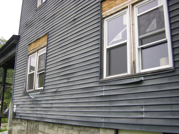 $125,000 | 306 Union Street, North Adams, MA 01247