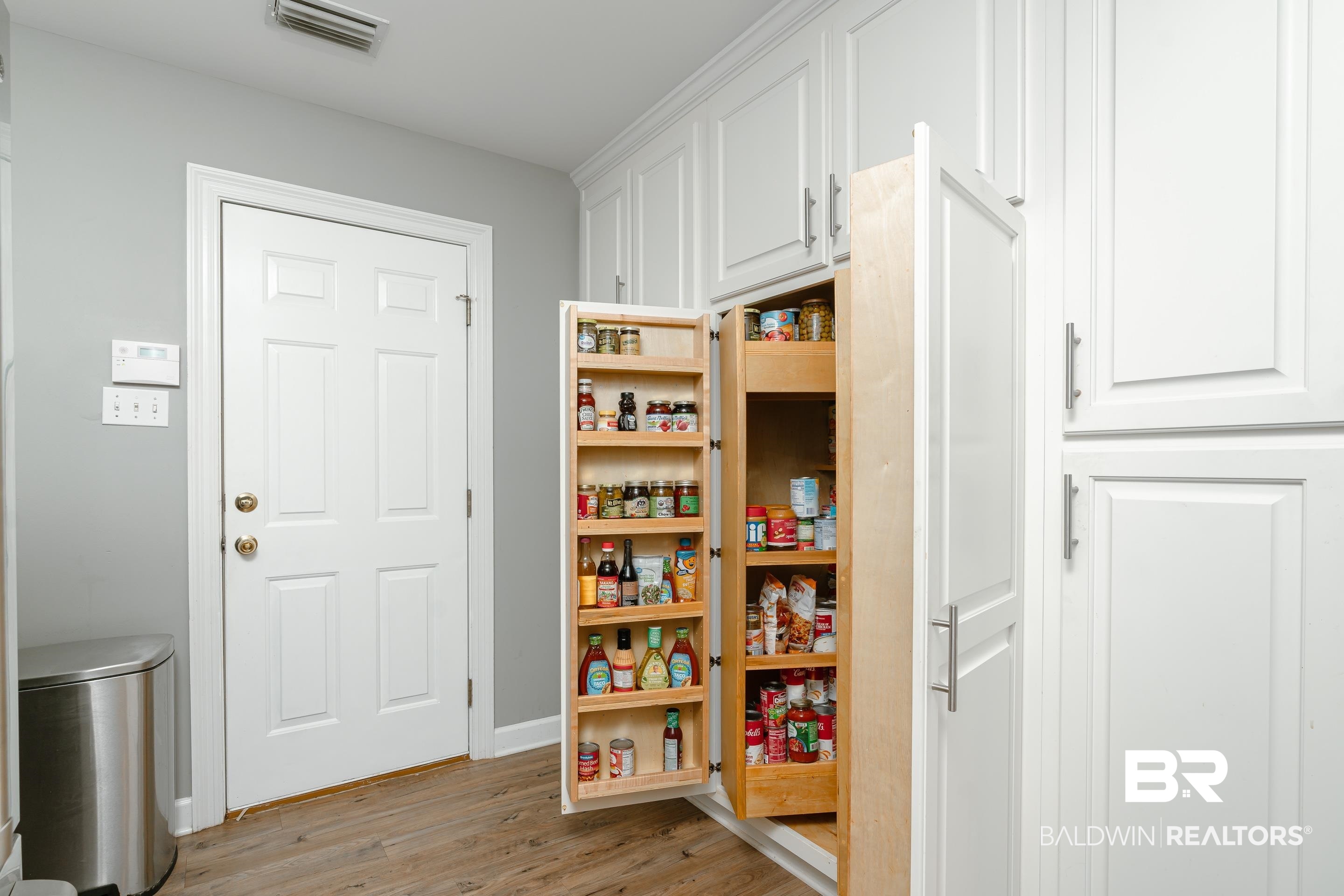 9477 Deerfield Drive Irvington, AL 36544 - Photo 34 of 58 View of pantry