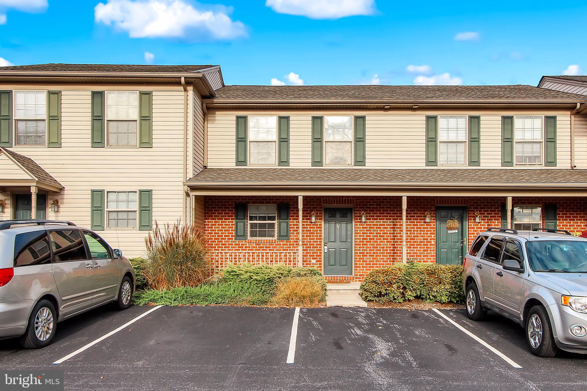 37 3rd Avenue Spring Grove, PA 17362 - Photo 1 of 26