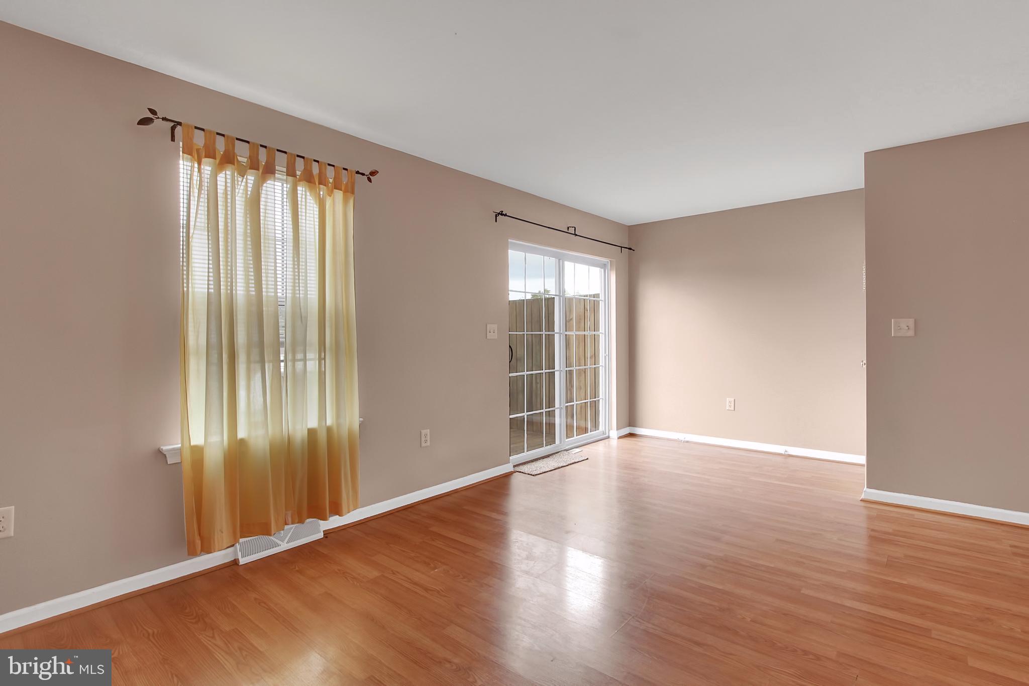 37 3rd Avenue Spring Grove, PA 17362 - Photo 8 of 26