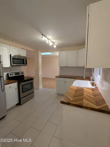 $2,350 | 2506 North Duke Street, Durham, NC 27704