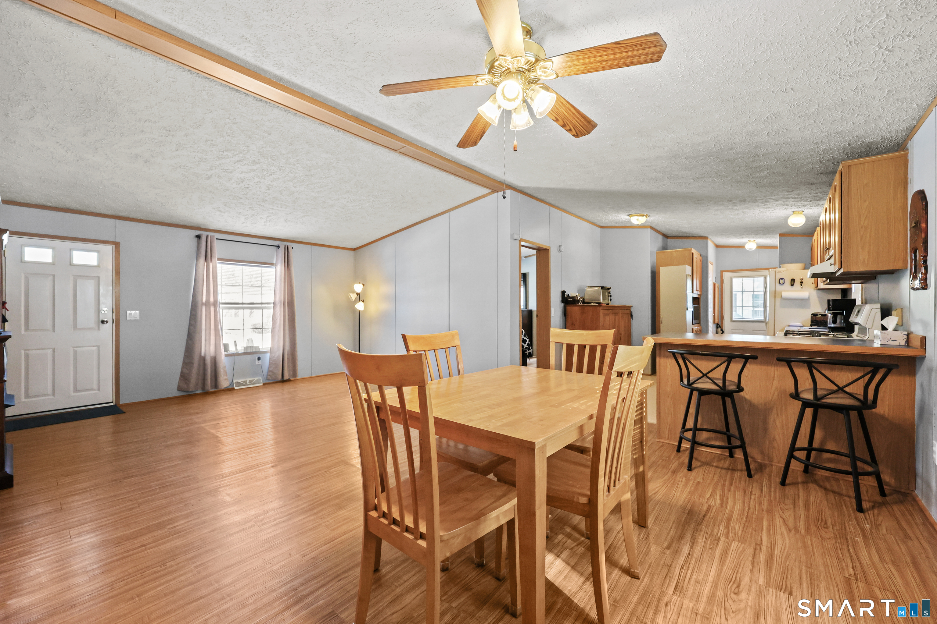 7 Circle Drive Windham, CT 06256 - Photo 12 of 36 dining area