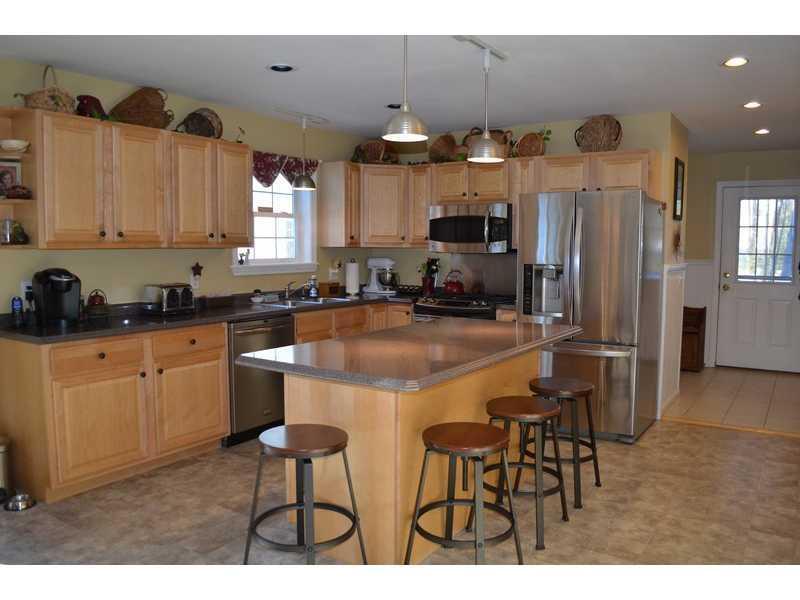 680 Bog Road Hermon, ME 04401 - Photo 4 of 29 Kitchen.