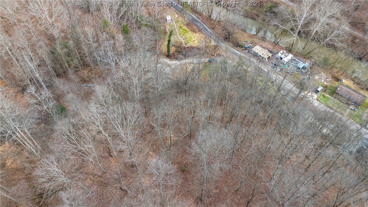 6798 Little Sandy Road Elkview, WV 25071 - Photo 6 of 7 Gallery Image 6