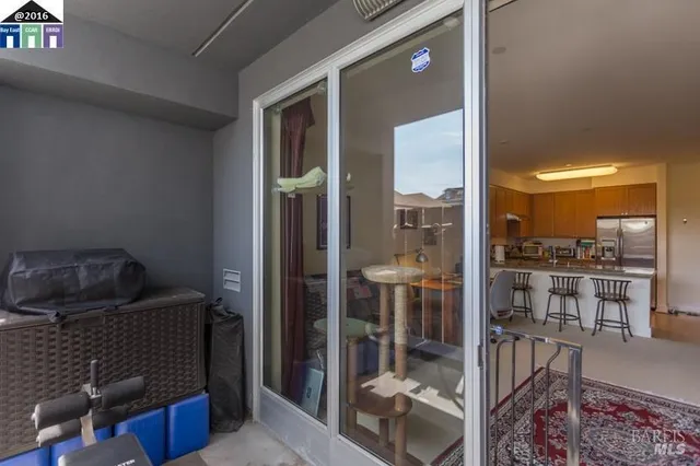 $1,925 | 1020 Jackson Street, Unit 204, Oakland, CA 94607